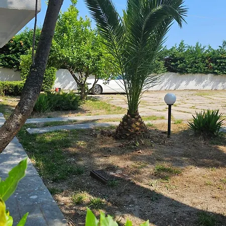Mare Azul - Luxury Beachfront Retreat In Hanioti, Halkidiki, Greece Hotel