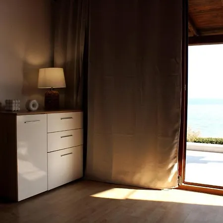 Mare Azul - Luxury Beachfront Retreat In Hanioti, Halkidiki, Greece 4*