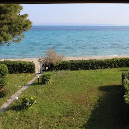 Mare Azul - Luxury Beachfront Retreat In Hanioti, Halkidiki, Greece
