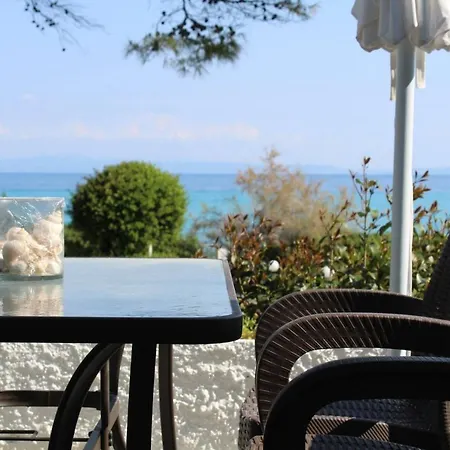 Mare Azul - Luxury Beachfront Retreat In Hanioti, Halkidiki, Greece 4*