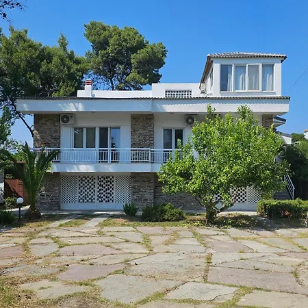 Ξενοδοχείο Mare Azul - Luxury Beachfront Retreat In Hanioti, Halkidiki, Greece 4*