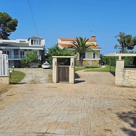 Mare Azul - Luxury Beachfront Retreat In Hanioti, Halkidiki, Greece 4*